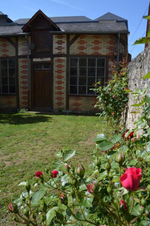 Chambre D'Hotes Les Ecuries ルマン エクステリア 写真